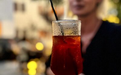 Rozmiękające słomki? Test wytrzymałości słomek Take-Up w akcji
